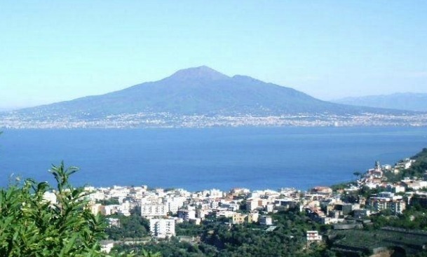 napoli all'orizzonte