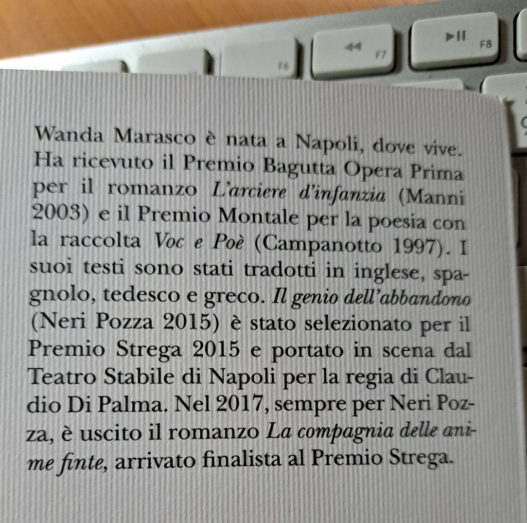Testo biografico di Wanda Marasco, autrice napoletana vincitrice di numerosi premi letterari.